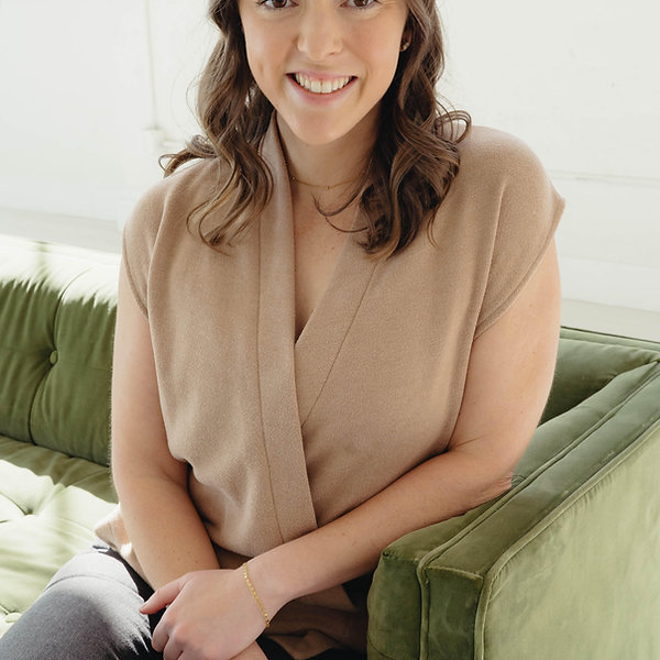 Portrait of Ellie Vincent, counselor in Sugar Land